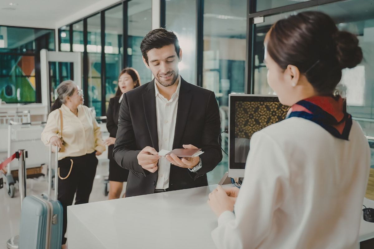 Odbiór przesyłki na lotnisku